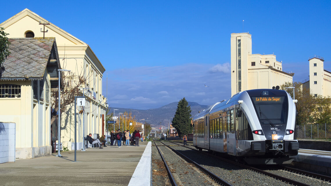 La mancança històrica d’una política nacional